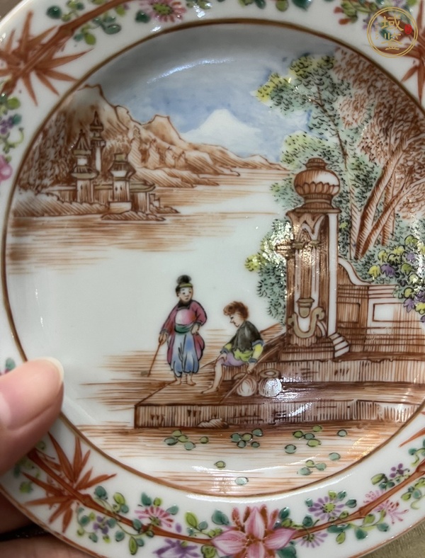 古玩陶瓷乾隆細路廣彩盤真品鑒賞圖