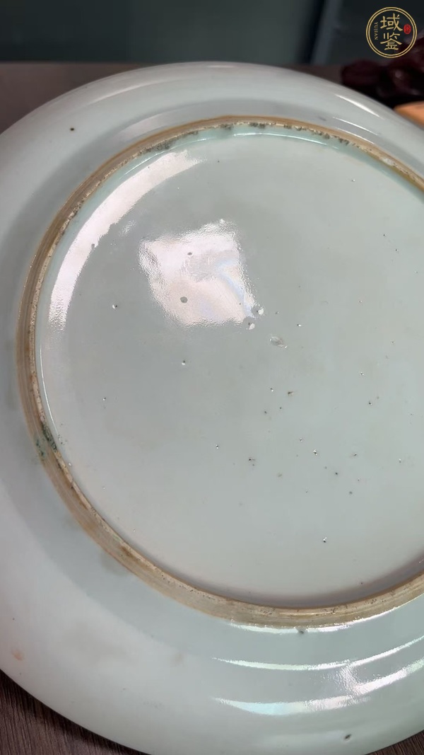 古玩陶瓷清晚期 廣彩人物紋折沿盤真品鑒賞圖