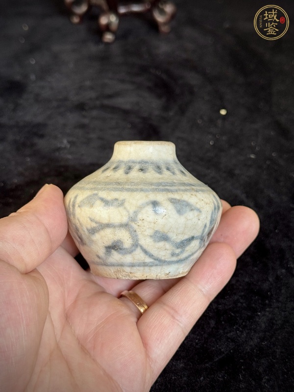 古玩陶瓷青花花卉紋水盂真品鑒賞圖
