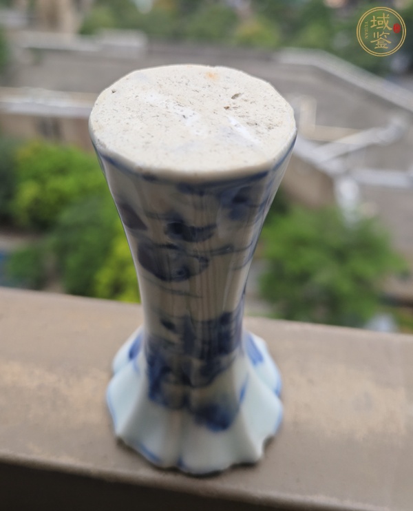 古玩陶瓷康熙青花小花觚真品鑒賞圖