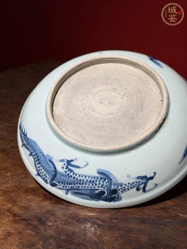 古玩陶瓷青花龍紋盤真品鑒賞圖
