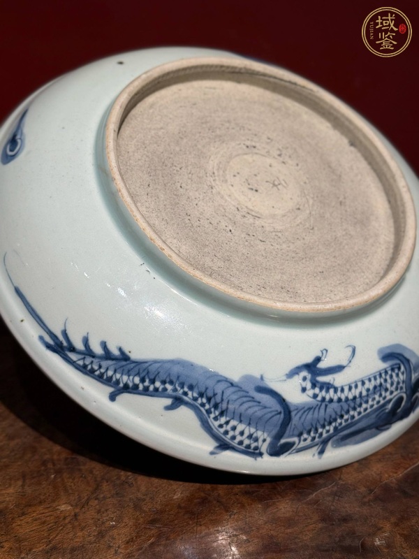古玩陶瓷青花龍紋盤真品鑒賞圖