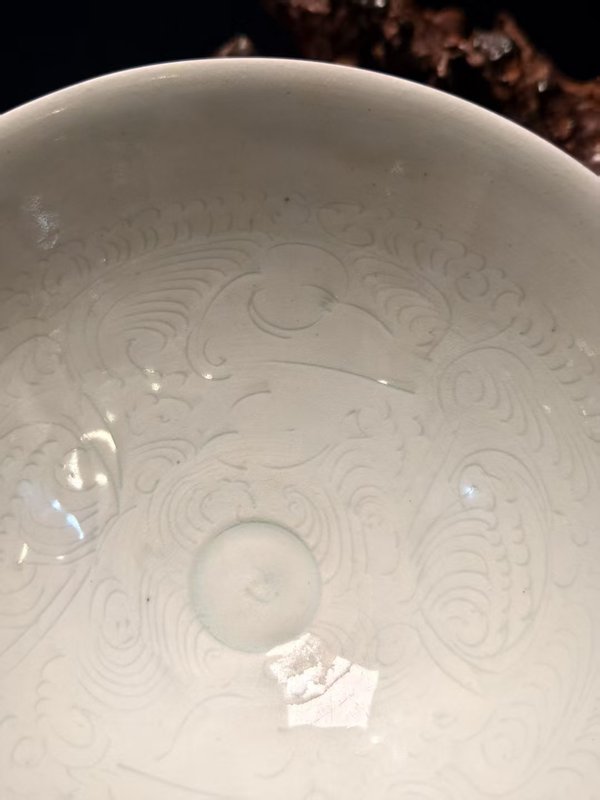 古玩陶瓷館藏級(jí)精品南宋湖田窯青白釉娃娃碗拍賣，當(dāng)前價(jià)格17000元