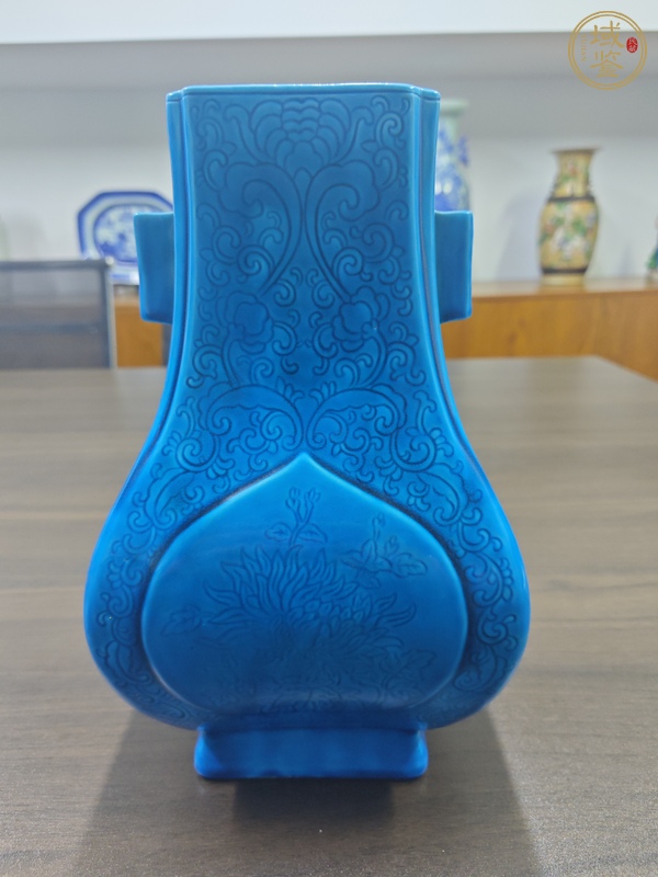古玩陶瓷杏圓貫耳瓶真品鑒賞圖