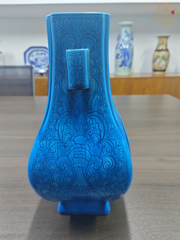 古玩陶瓷杏圓貫耳瓶真品鑒賞圖