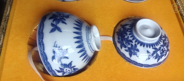 古玩陶瓷青花雞心蓋杯真品鑒賞圖