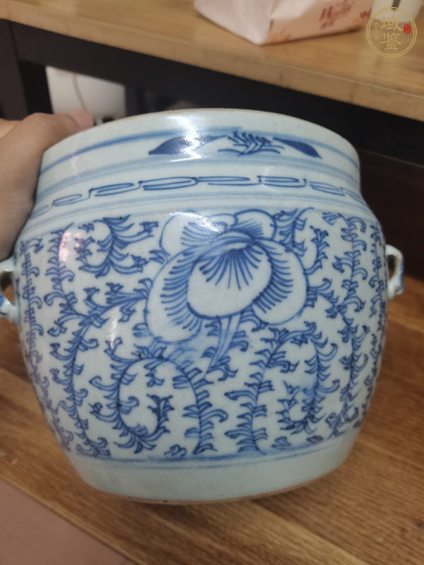 古玩陶瓷青花淡描花卉紋粥罐真品鑒賞圖