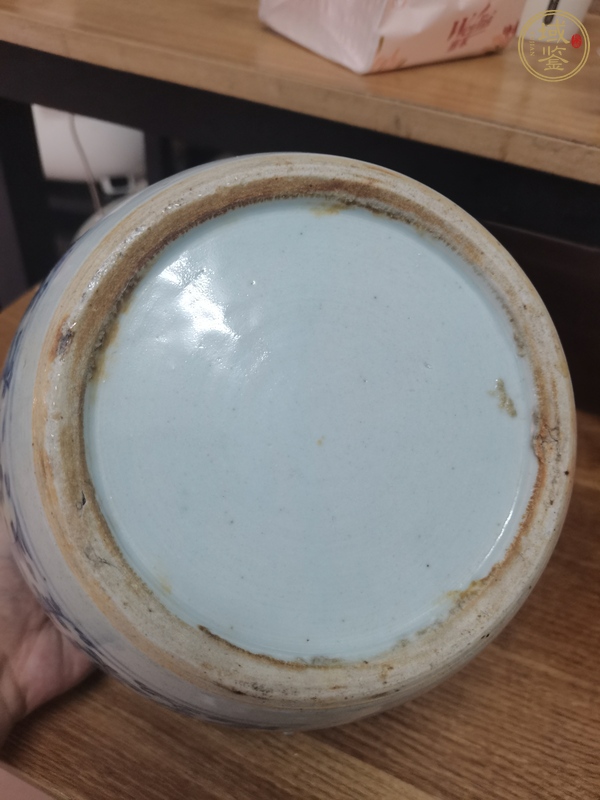 古玩陶瓷青花淡描花卉紋粥罐真品鑒賞圖