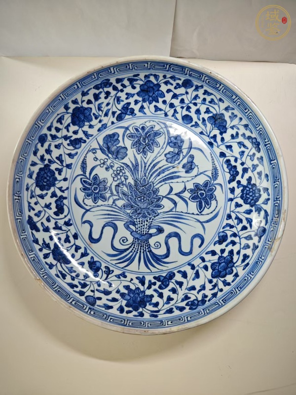 古玩陶瓷青花一把蓮紋盤真品鑒賞圖