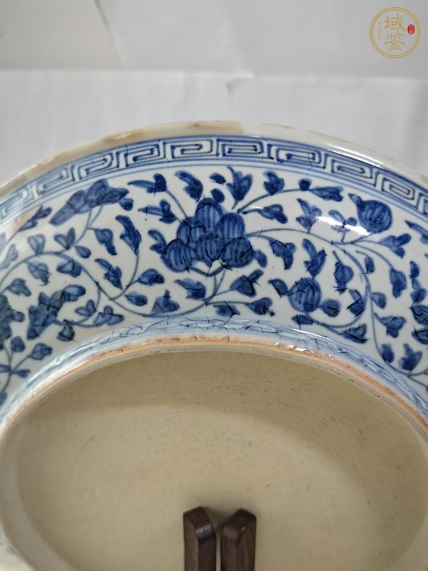 古玩陶瓷青花一把蓮紋盤真品鑒賞圖