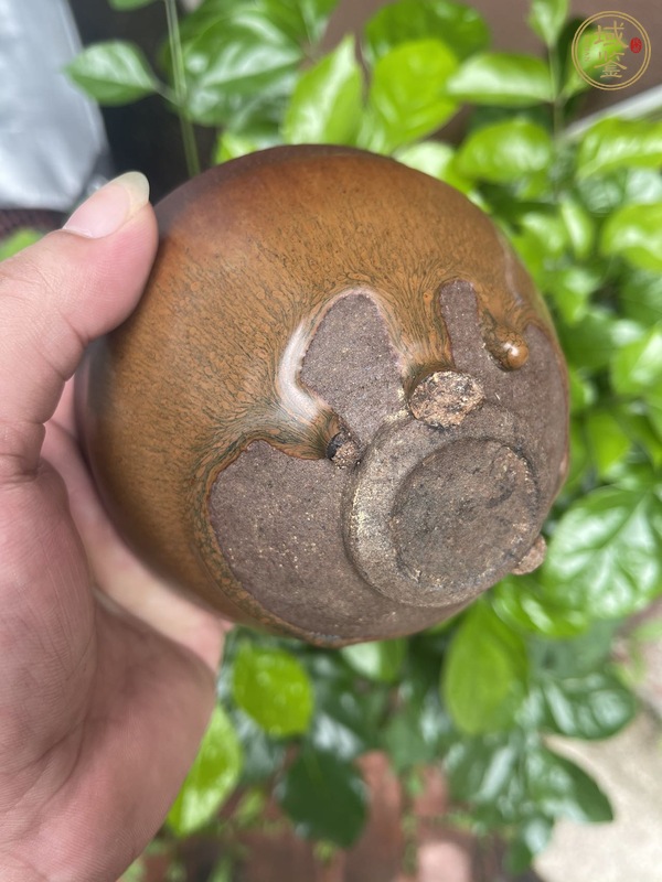 古玩陶瓷柿紅釉油滴束口盞真品鑒賞圖