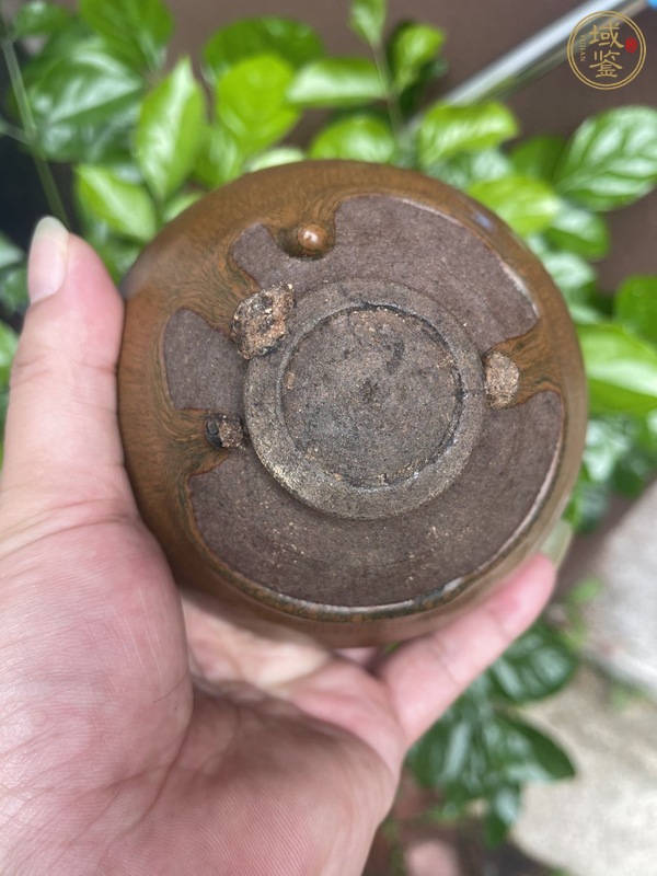 古玩陶瓷柿紅釉油滴束口盞真品鑒賞圖