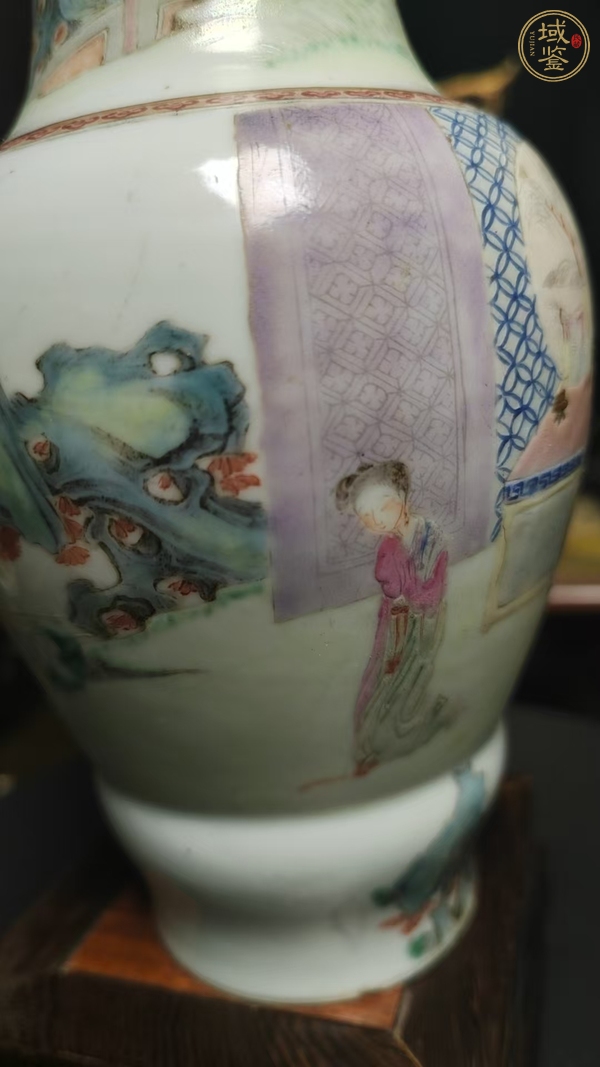 古玩陶瓷粉彩故事人物瓶真品鑒賞圖