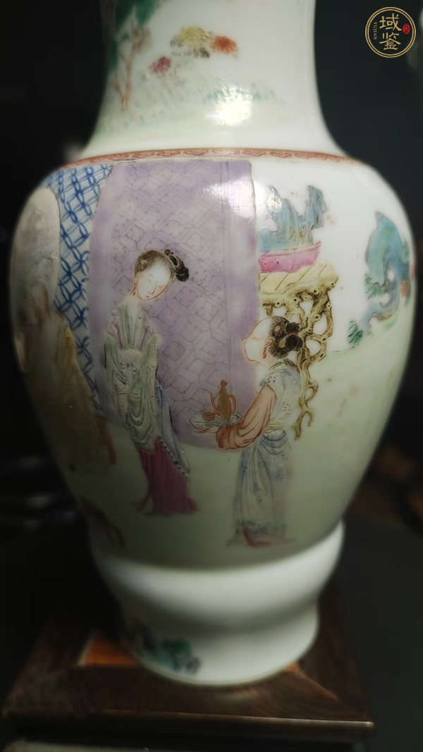 古玩陶瓷粉彩故事人物瓶真品鑒賞圖