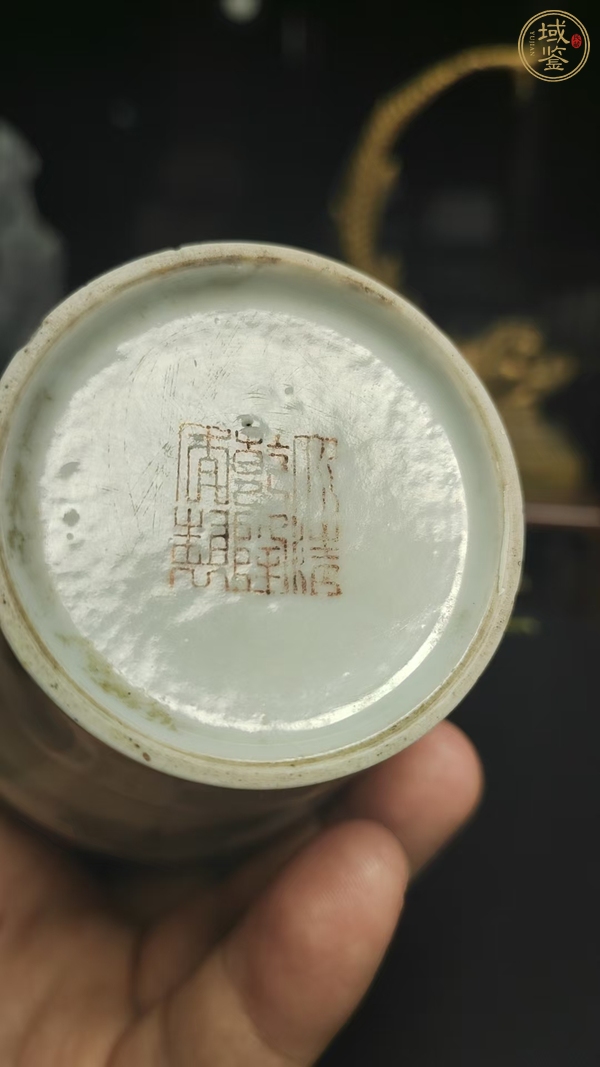 古玩陶瓷粉彩故事人物瓶真品鑒賞圖