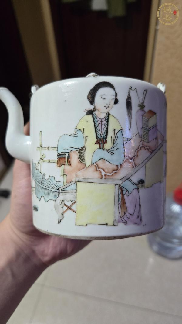 古玩陶瓷清光緒 王柏桃繪仕女提梁壺真品鑒賞圖
