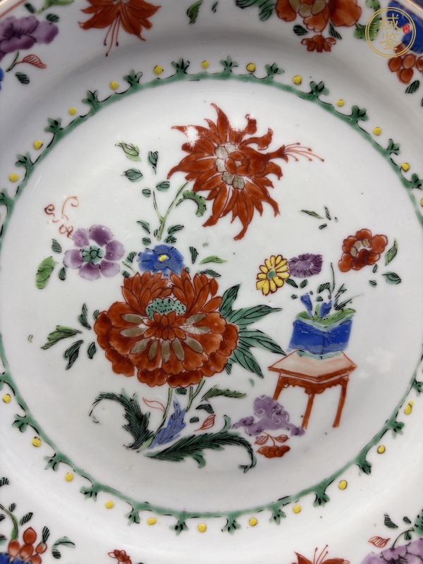 古玩陶瓷粉彩花卉紋盤真品鑒賞圖
