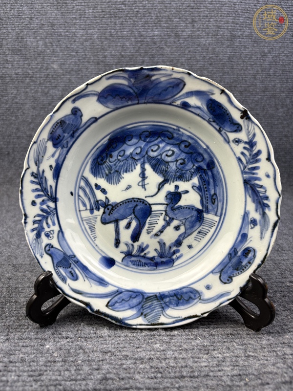 古玩陶瓷青花雙鹿紋盤真品鑒賞圖