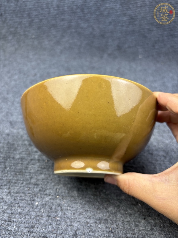 古玩陶瓷外紫金釉內(nèi)青花山水紋碗真品鑒賞圖