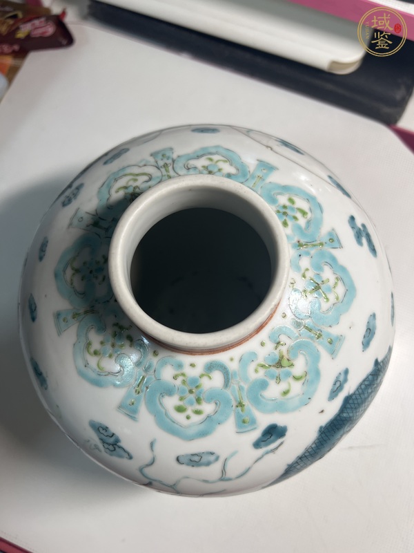古玩陶瓷綠彩龍紋罐真品鑒賞圖
