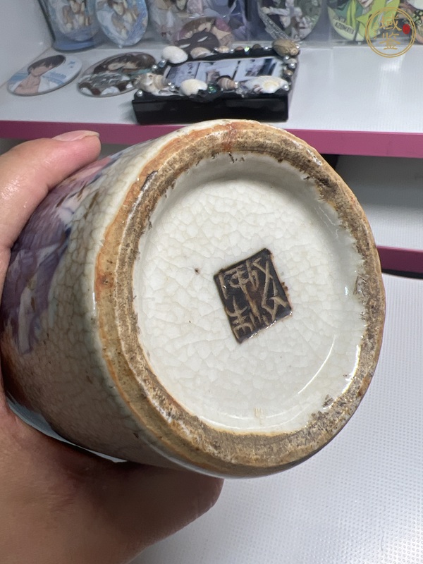 古玩陶瓷綠彩龍紋罐真品鑒賞圖