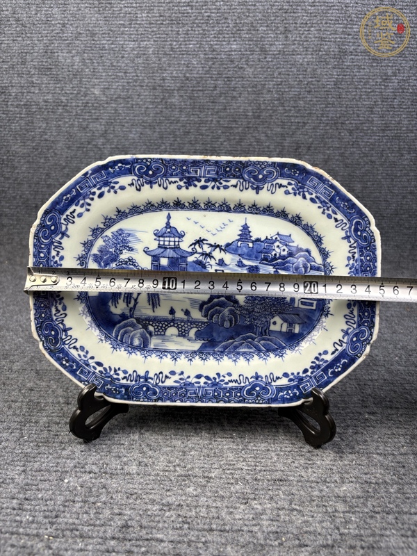 古玩陶瓷青花山水風(fēng)景紋盤真品鑒賞圖