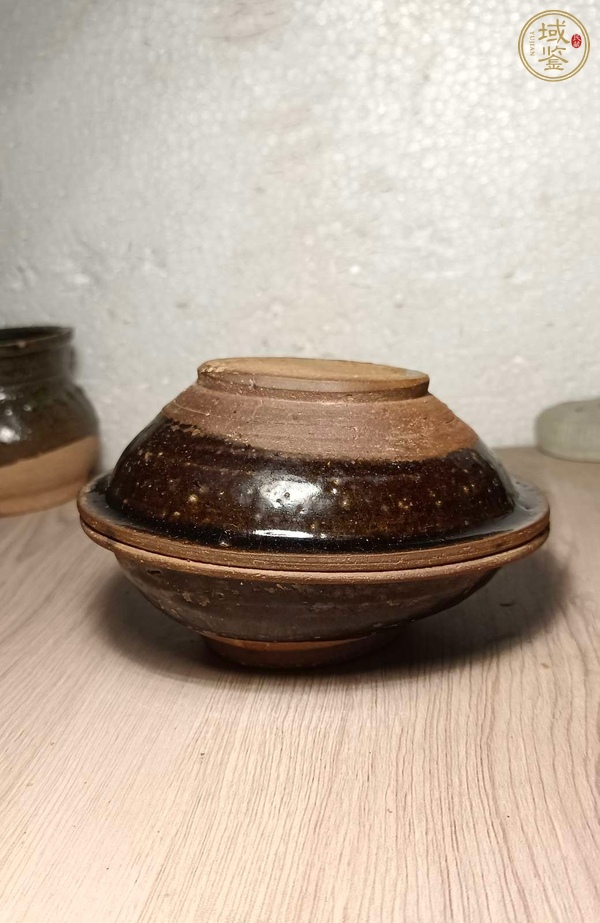 古玩陶瓷吉州窯系褐釉茶盞真品鑒賞圖