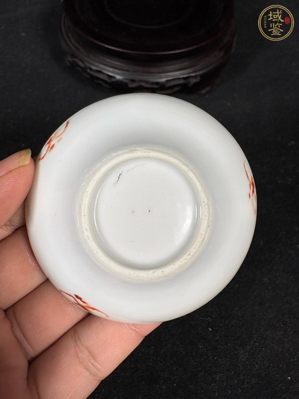 古玩陶瓷仕女紋粉彩盤真品鑒賞圖