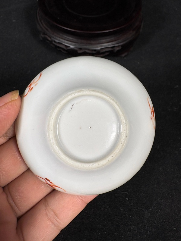 古玩陶瓷清·同治仕女紋細(xì)路粉彩筆舔拍賣，當(dāng)前價(jià)格680元