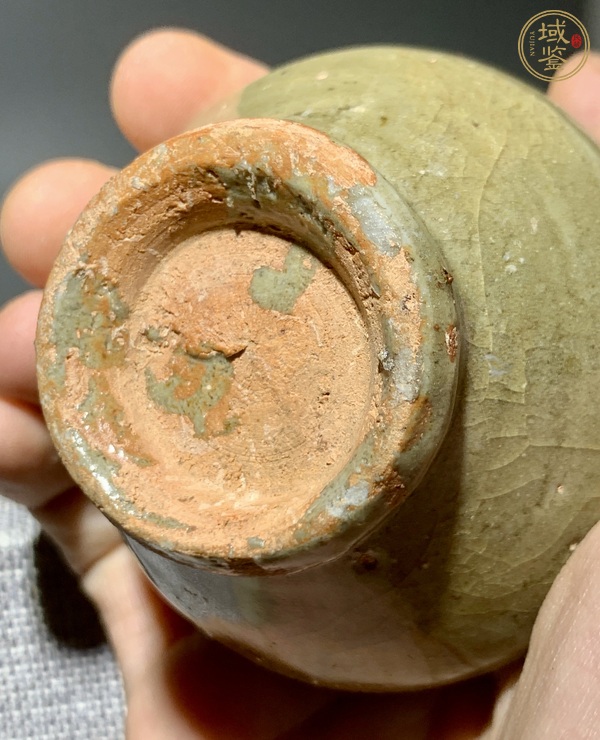 古玩陶瓷龍泉青瓷蓋罐真品鑒賞圖