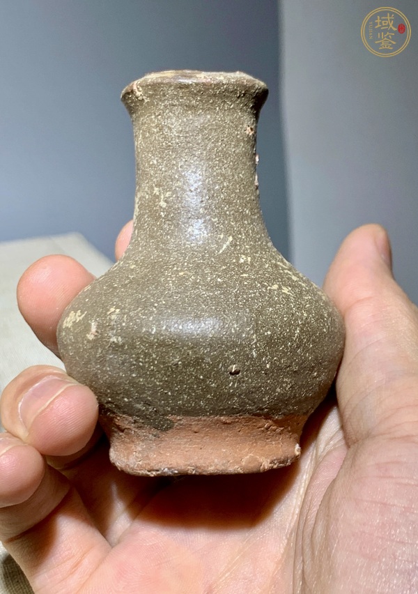 古玩陶瓷磁灶窯青釉瓶真品鑒賞圖