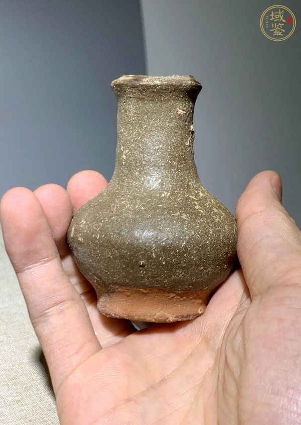 古玩陶瓷磁灶窯青釉瓶真品鑒賞圖