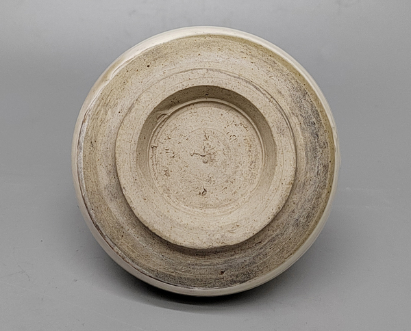 古玩陶瓷白凈的元代白釉水盂拍賣(mài)，當(dāng)前價(jià)格152元