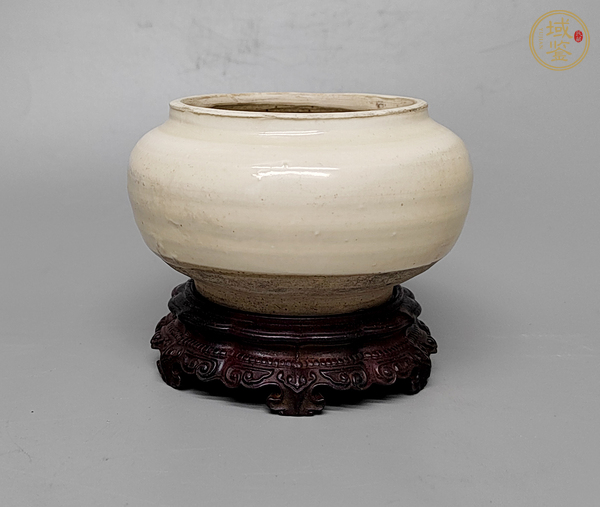 古玩陶瓷磁州窯白釉罐真品鑒賞圖