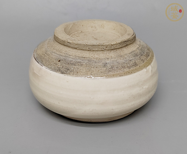 古玩陶瓷磁州窯白釉罐真品鑒賞圖