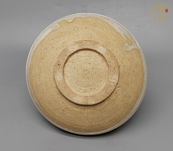 古玩陶瓷磁州窯白釉碗真品鑒賞圖