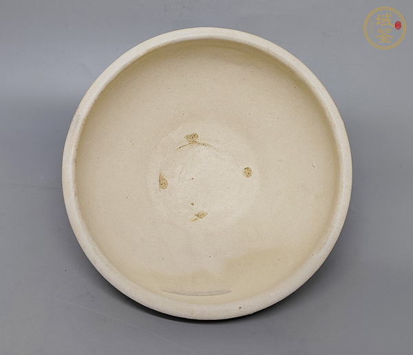 古玩陶瓷磁州窯白釉碗真品鑒賞圖
