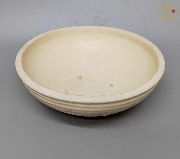 古玩陶瓷磁州窯白釉碗真品鑒賞圖