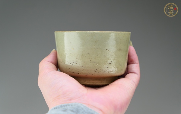 古玩陶瓷龍泉青瓷杯和托真品鑒賞圖