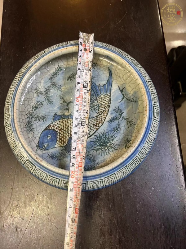 古玩陶瓷哥釉青花釉里紅魚藻紋洗真品鑒賞圖