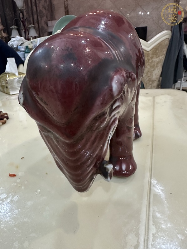 古玩陶瓷豇豆紅釉仿生瓷大象真品鑒賞圖