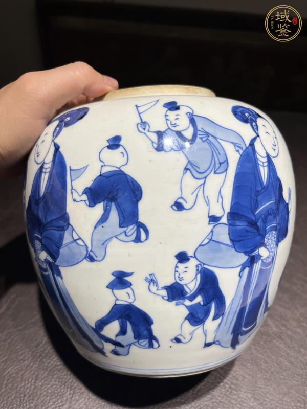 古玩陶瓷仕女嬰戲紋青花罐真品鑒賞圖