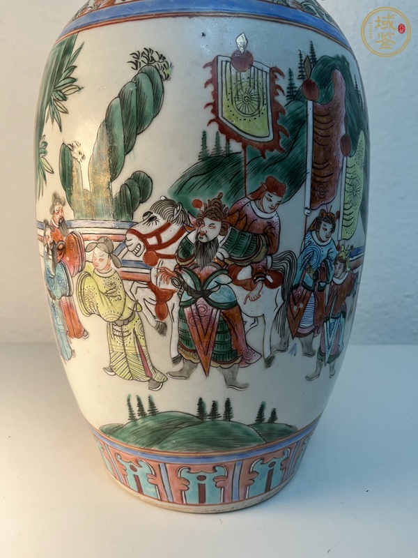 古玩陶瓷粉彩人物故事紋撇口瓶真品鑒賞圖