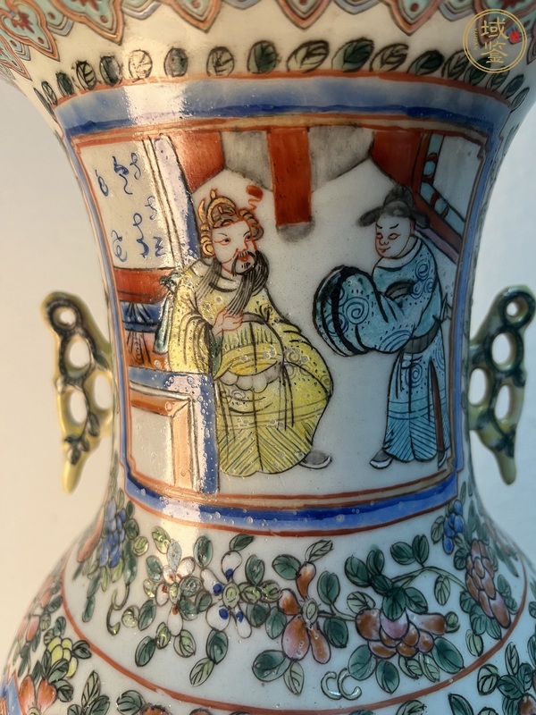 古玩陶瓷粉彩人物故事紋撇口瓶真品鑒賞圖