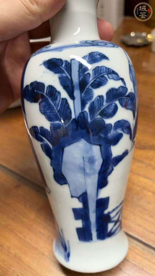 古玩陶瓷清康熙 青花人物紋觀音瓶真品鑒賞圖