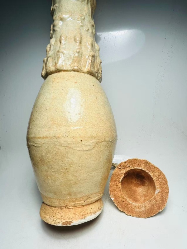 古玩陶瓷(宋代)青白釉龍紋人物塔式瓶(有著不錯的市場價值)拍賣,當前價格0元