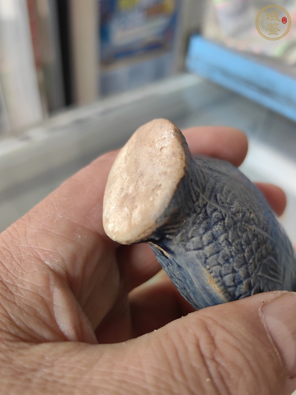 古玩陶瓷藍(lán)釉雙魚(yú)藥瓶真品鑒賞圖