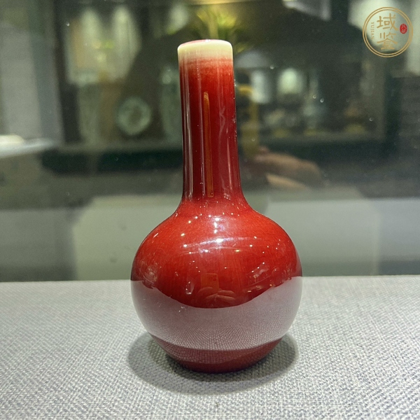 古玩陶瓷郎紅釉天球瓶真品鑒賞圖