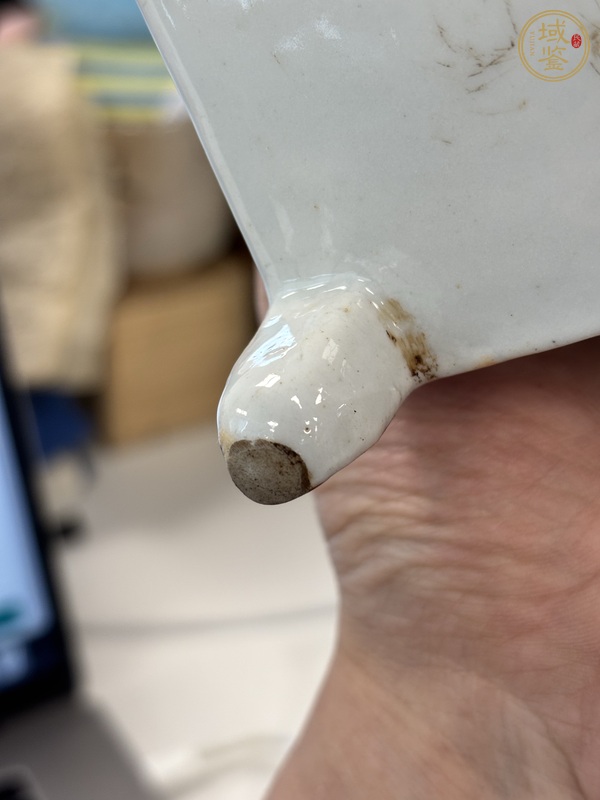 古玩陶瓷日本明治礬紅獸鈕 香薰真品鑒賞圖