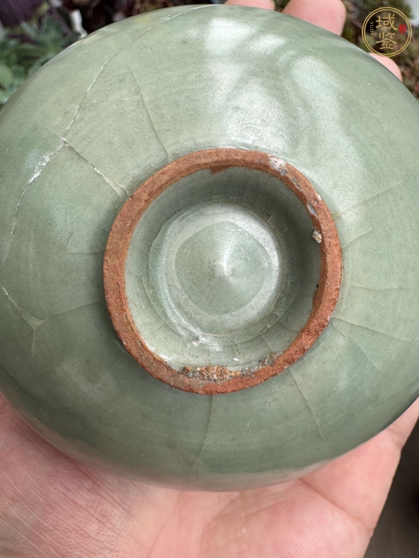 古玩陶瓷龍泉青瓷束口盞真品鑒賞圖
